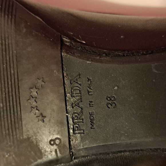 Prada Black Leather Flats with Bow - Picture 3 of 16